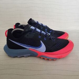 Nike Womens Air Zoom Terra Kiger 7 Trail Running Shoes Sneakers CW6066-004 Sz 11